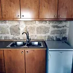 Thalassa Apartment