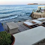 Thalassa * העיירה רתימנו