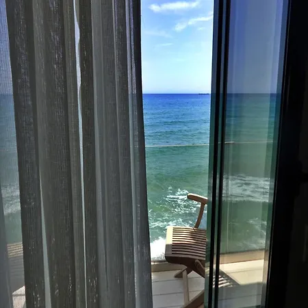 Thalassa ريثيمنو