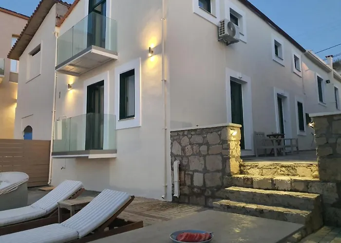 Thalassa Апартаменты *